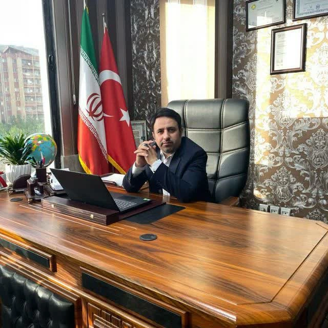 مهندس نکوفر